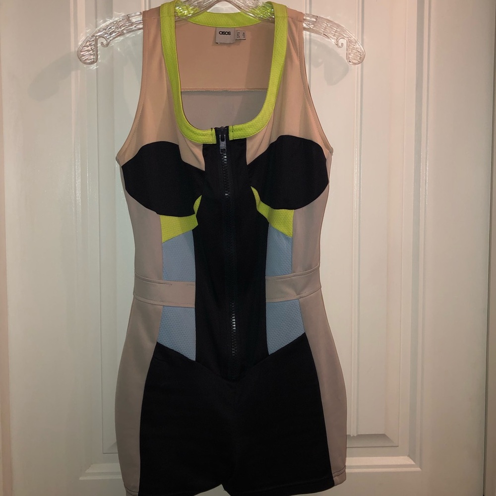 ASOS Short/Jumpsuit💛